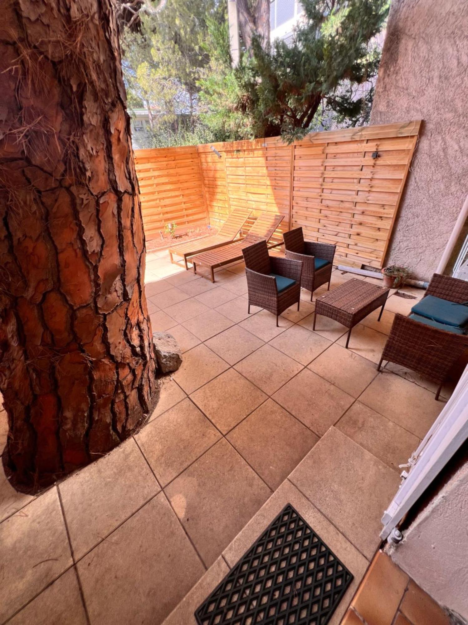 Sympathique Studio En Rez De Jardin Dans Residence Hyeres Ngoại thất bức ảnh